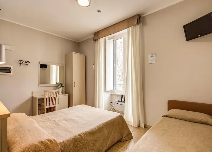 Buonarroti Oda ve Kahvaltı 4*