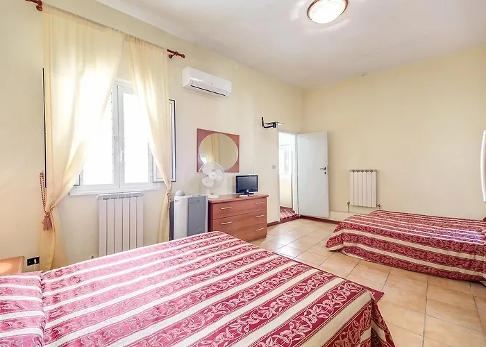 Oda ve Kahvaltı Buonarroti Roma